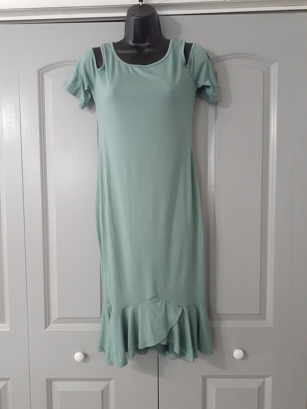 Cold-Shoulder Sage Midi Dress with Ruffle Hem